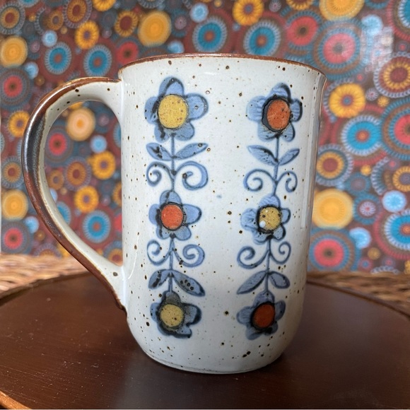 Vintage Floral Speckled Stoneware Mug | Retro Yellow Orange Daisy Ceramic Cup - Picture 2 of 6
